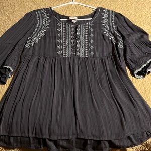 Gray boho blouse size m